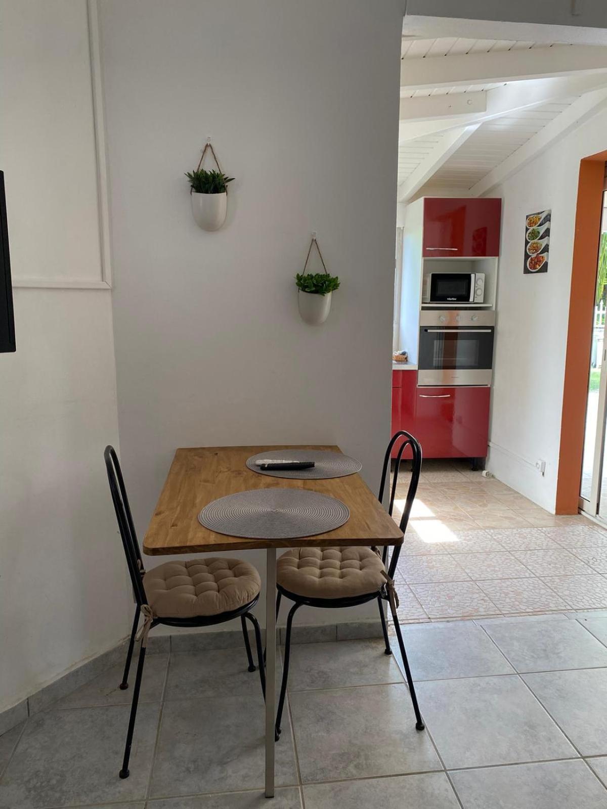 Aquaverde Eco Et Confort- Bas De Villa Avec Jardin Et Parking เลอโกซิเยร์ ภายนอก รูปภาพ